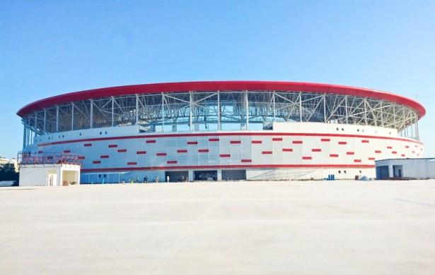 <p>Yeni Antalya Stadyumu</p>
