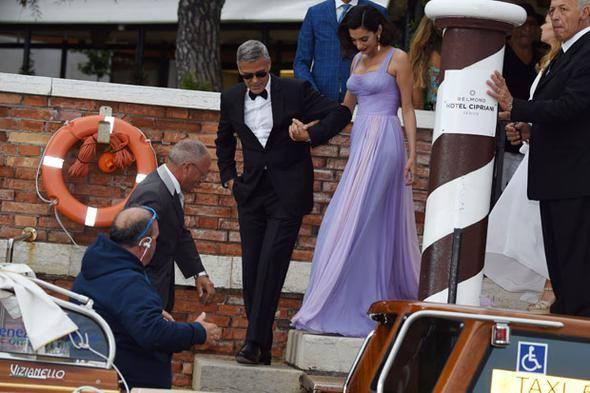 <p>Bu yıl 74'üncü düzenlenen Venedik Film Festivali'nde yönetmenliğini George Clooney'in üstlendiği Suburbicon adlı filmin galası yapıldı. </p>

