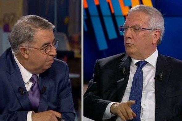 <p>GALATASARAY'DA FETÖ SORUŞTURMASI YAPILMALI<br />
<br />
1998 senesinden itibaren bütün şampiyonluklar incelensin. Savcılık soruşturma açsın. Galatasaray'daki FETÖ sorgulanmalı yapılmalı. 3 Temmuz'da Fenerbahçe'nin başına gelen Galatasaray'a FETÖ sebebiyle gelir. 4 tane oyuncuyu almakla operasyon tamamlanmış olmamalı (Hakan Şükür, Arif Erdem, Uğur Tütüneker ve İsmail Demiriz hakkındaki gözaltı kararları için). Lütfü Arıboğan’dan, görevlerini tamamlayıp Galatasaray’a geçenlerden, İlhan Helvacı’dan, hepsinden şikayetçiyiz. Hepsiyle hesaplaşacağız.</p>