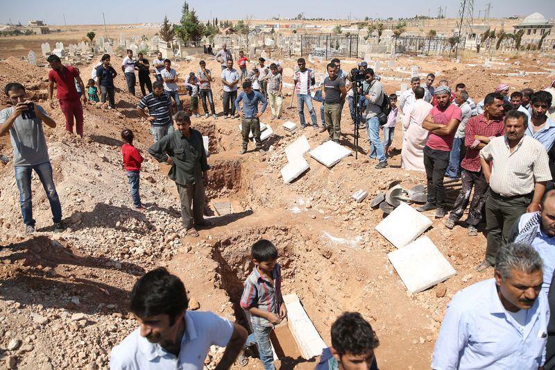 <p><a href="http://video.haber7.com/video-galeri/59029-aylan-son-yolculuguna-ugurlandi" target="_blank"><strong>HABERİN VİDEOSUNUZ İZLEMEK İÇİN TIKLAYINIZ...</strong></a></p>
