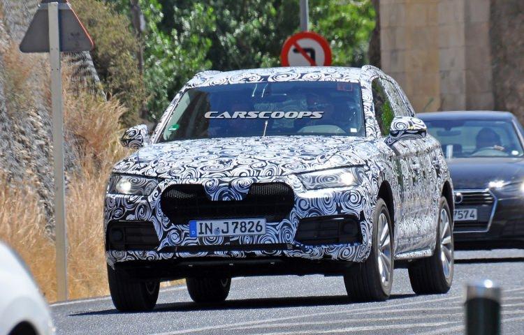 <p>Yeni Audi Q5 şimdiye kadar kamuflajlı görüntülendi ve tasarımının nasıl olduğunu merak ediyoruz.</p>
<p>Sonuçta, SUV modeller arasında önemli bir yere sahip.</p>