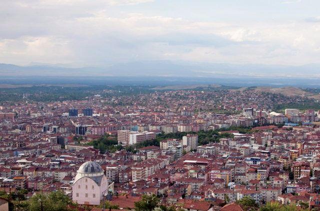 <p><strong>13 Malatya</strong></p>

<p>Mutsuzların il nüfusuna oranı: 14,58</p>
