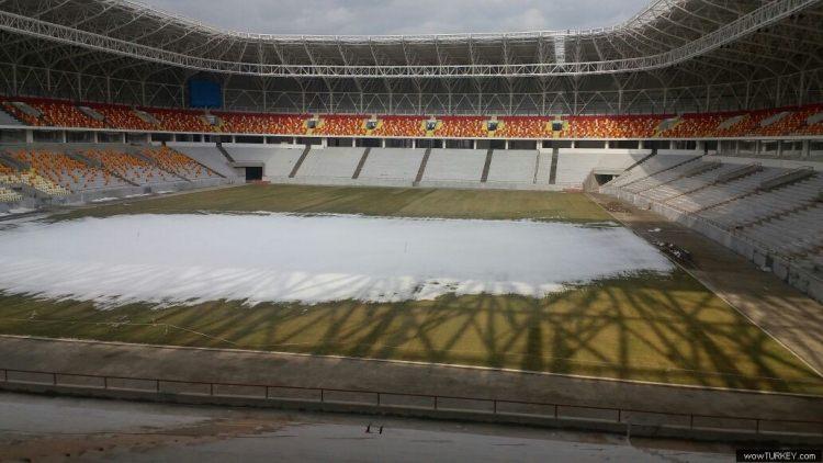 <p>Yeni Malatya Stadı<br />
​Kapasite: 25.000</p>

