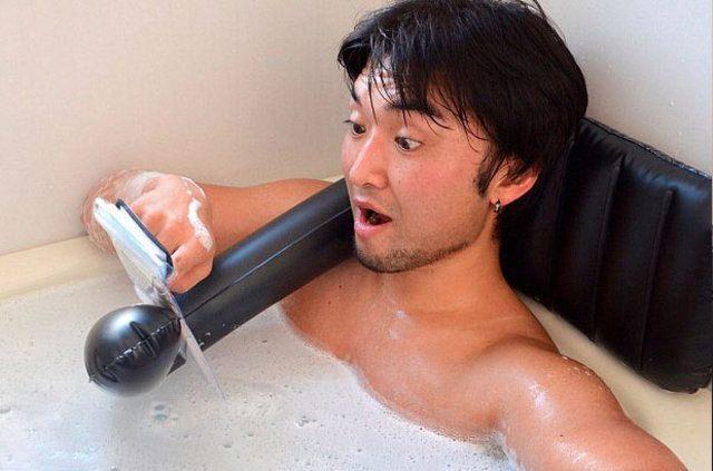 <p>Ayrıca hava yastığının kol uzunluğunu kişi kendine göre ayarlayabiliyor. </p>

<p> </p>
