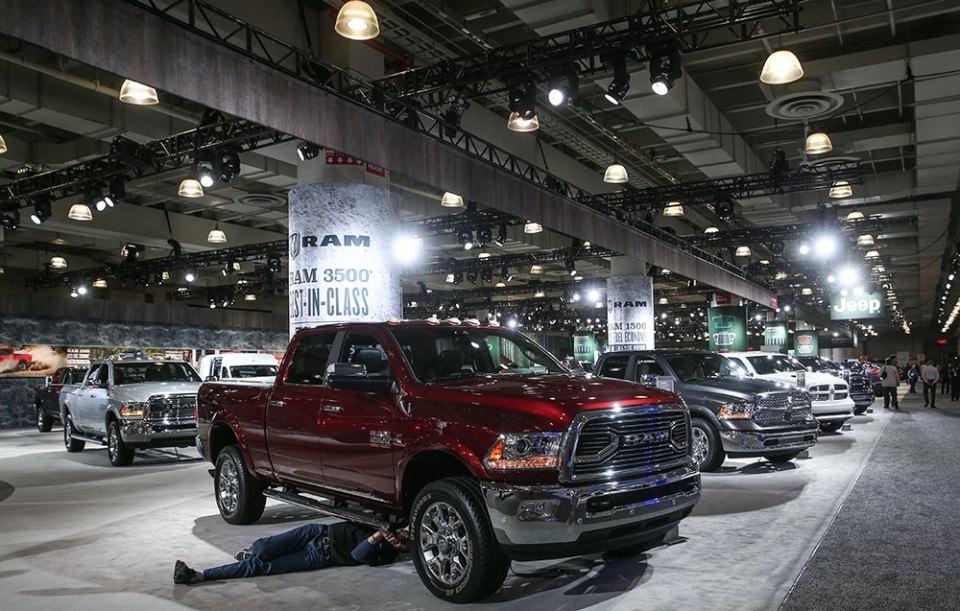 <p><strong>RAM 3500 Heavy Duty</strong></p>
<p>Manhattan'daki Javits Kongre ve Fuar Merkezi'nde düzenlenen fuarda, son model otomobiller kadar kamyonet ve 4x4'ler de büyük ilgi görüyor.</p>