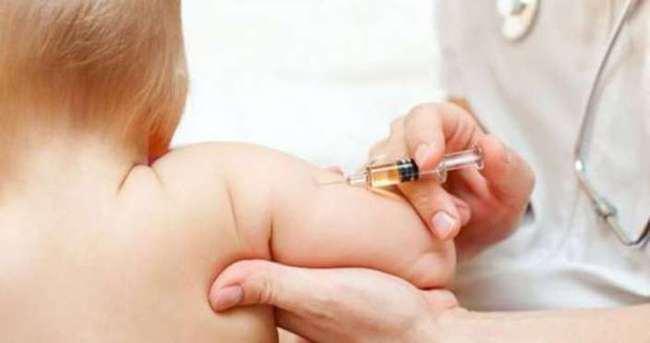 <p>Ağlayan bebek nasıl susturulur? Aşı olurken ağlayan bebeklere ne yapılmalı? İşte bilmeniz gerekenler...</p>
