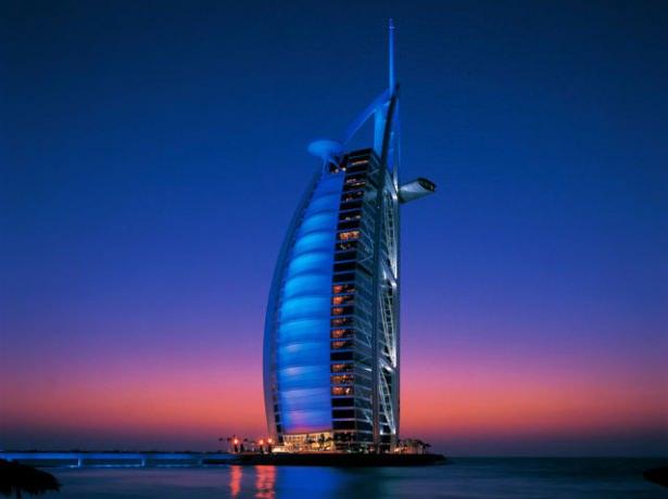 <p>Burj al Arab (Dubai, UAE)</p>

<p> </p>
