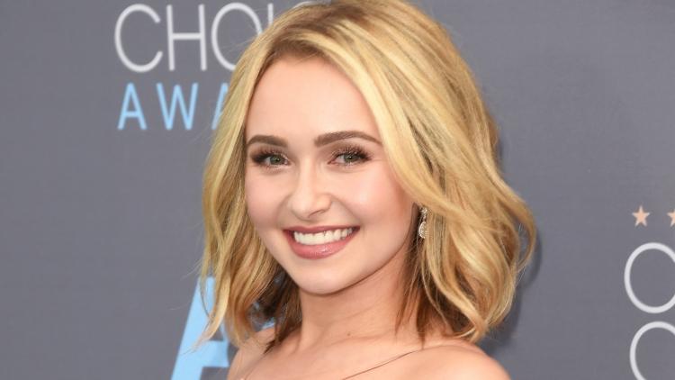 <p><strong>Hayden Panettiere</strong></p>

<p> </p>
