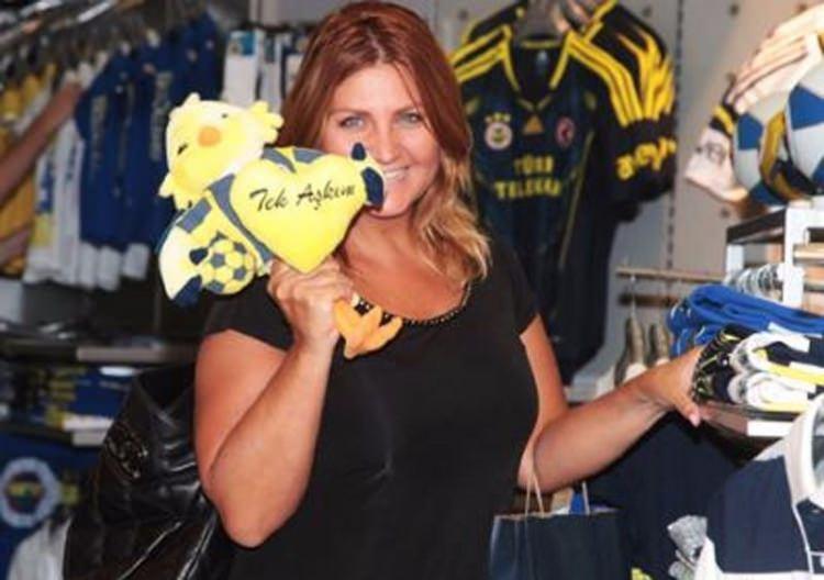 <p>SİBEL CAN - fenerbahçe</p>