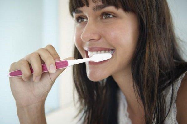 <p>İşte Diş Hekimi Pertev Kökdemir'in Ramazan Bayramı'nda ağız ve diş sağlığının korunması için önerileri...</p>
