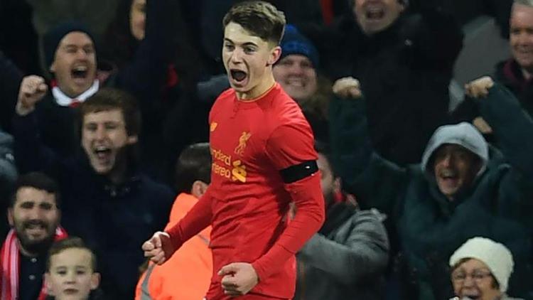 <p>BEN WOODBURN (YAŞ: 17) | Kulüp: Liverpool | Uyruk: Galler | Position: Forvet</p>
