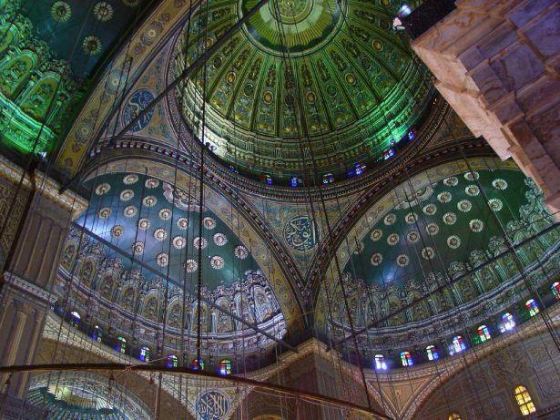 <p> Birisine bir şey vaat ettiği zaman yerine getirir, sözünden kesinlikle dönmezdi.</p>
<p> </p>