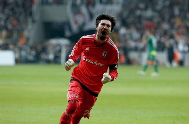 <p>TOLGA ZENGİN | Beşiktaş | 1.300.000 Euro</p>
