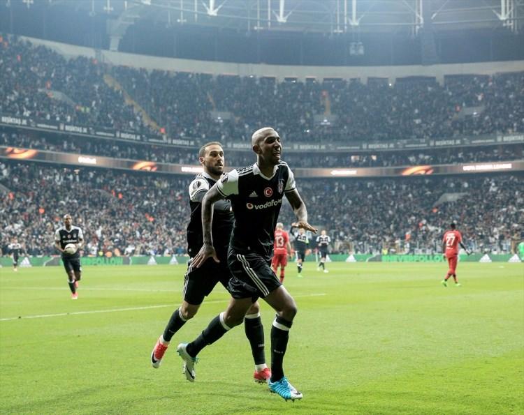 <p>Lyon'un bir galibiyetin ötesinde çok şey kazandığı ifade edilirken, Beşiktaş'ın saygı duyulması gereken önemli bir takım olduğu aktarıldı.</p>

