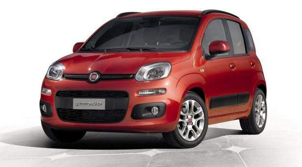 <p>Fiat Panda 41 bin 900 TL. 15 bin TL'lik kısmı için 15 ay faizsiz kredi sunuluyor.</p>