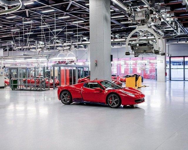 <p>Ferrariler nasıl yapılıyor? İşte fabrikadan görüntüler...</p>
