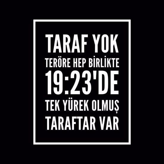 <p>Beşiktaş'ın taraftar grubu Çarşı, Dolmabahçe ve Maçka Parkı'nda yaşanan saldırı nedeniyle 12 Aralık Pazartesi günü saat 19.23'te Vodafone Arena Stadı'na yürüyeceğini duyurdu.</p>
<p> </p>