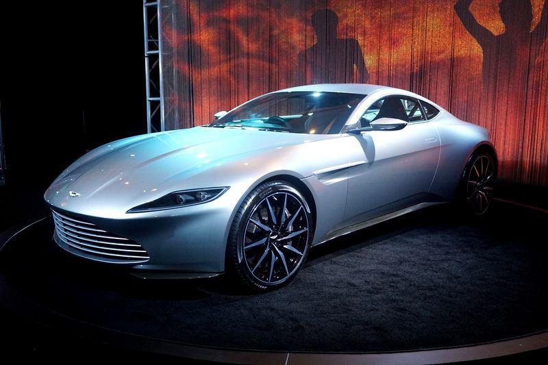 <p>James Bond için üretilen Aston Martin DB10 modeli</p>
