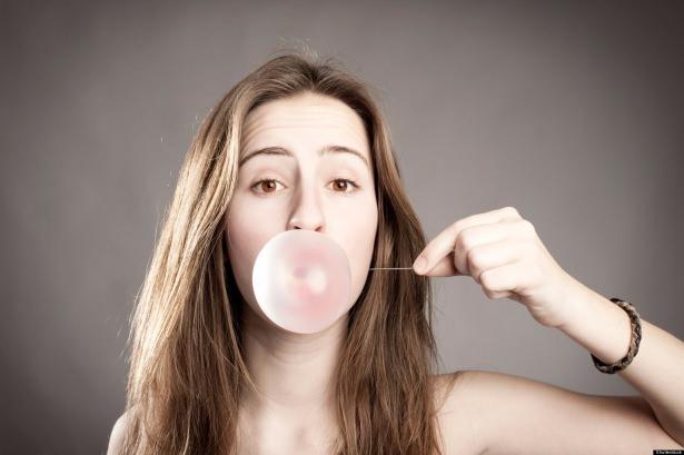 <p> Birçok tüketici şekersiz sakız çiğnemenin diş çürüklerini önlediğini ve nefesi ferahlattığını biliyor...</p>
