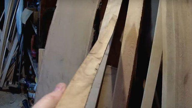 <p>Aracın kasasını çam ve meşe ağacından yapan adam, elektronik parçaların montajını tamamladıktan sonra ortaya çok güzel bir araba çıktı.</p>
<p> </p>