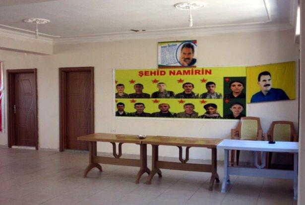 <p>Yine aynı beyan ve haberlerde mezarlıkların tahrip edildiği belirtilmektedir. Mezarlıklara hiçbir şekilde zarar verilmemiş ve yıkım sonrası mezarlıklara ait fotoğraflarda kamuoyu ile paylaşılmıştı.</p>