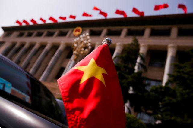<p>29. Vietnam — 1.303 trilyon dolar</p>

<p> </p>
