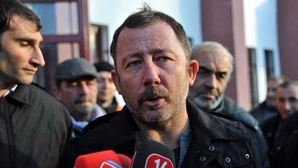 <p>"Beşiktaş stoper, kaleci bulamadı, sağ bek nasıl bulamadı? Ben sana sabaha kadar 40 tane sağ bek bulayım."</p>
