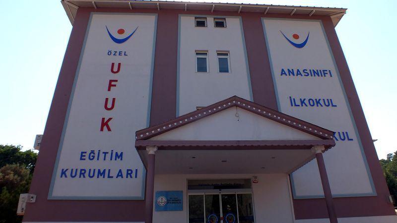 <p>Muğla'nın Marmaris ilçesinde, Fethullah Gülen cemaatine yakınlığı olduğu iddia edilen bir özel okul ve iki yurt Polis ile Milli Eğitim Müdürlüğü tarafından Valilik kararıyla mühürlendi.</p>