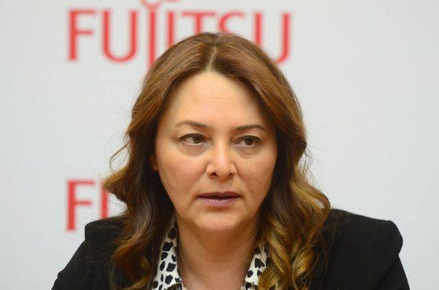 <p>32. Selda Bağdat Bahardır - 51</p>

<p>Ünvanı: Fujitsu Türkiye Genel Müdürü</p>
