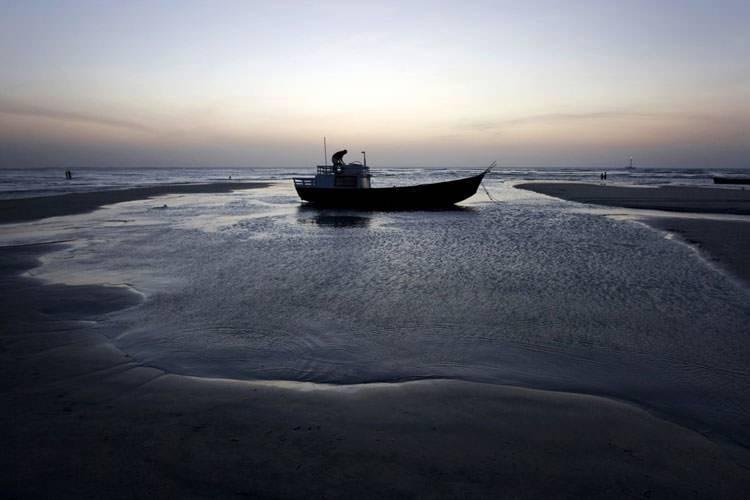 <p>Brezilya' nın başkentine 300 kilometre uzakta, küçük bir balıkçı köyü olan Jericoacoara, sokakların kumla kaplı olduğu, her tarafında plajların bulunduğu, elektriğin ise sadece 20 yıl önce geldiği bir yer.</p>

<p> </p>
