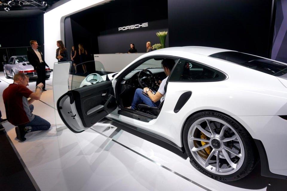 <p> Porsche GT3RS </p>
