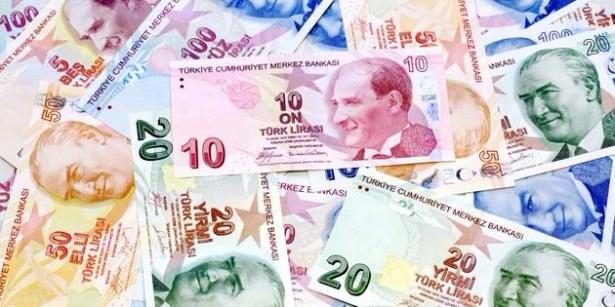<p><strong>Para</strong></p>
<p>İnsanlık tarihinin akışını değiştiren paranın Lidyalılar tarafından bulunduğunu hepimiz biliriz. Peki nasıl oluyor da bir kağıt parçası o kadar uzun yıllar el değiştirmesine rağmen deformasyona uğramıyor? Çünkü para; sadece kağıttan değil, değerli kağıtların üretiminde kullanılan linter denilen bir maddenin içerisine eklenmesiyle yapılıyor. Linter, tesktil ham maddesi olarak kullanılan, lifli bir madde.</p>