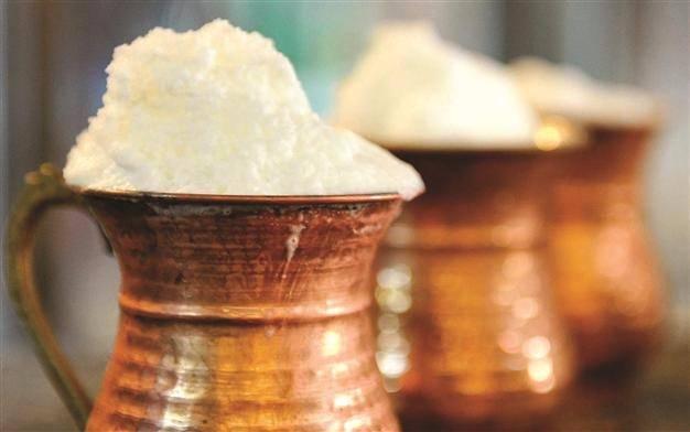 <p>Vücudumuzdaki hücrelerin onarımı ve yaşaması için gerekli olan zengin bir protein kaynağıdır. </p>
