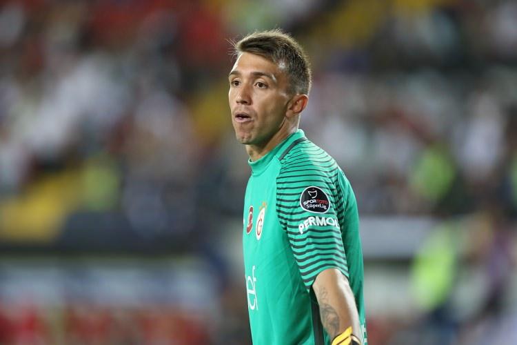 <p>Fernando Muslera - Galatasaray - 11 milyon euro</p>
