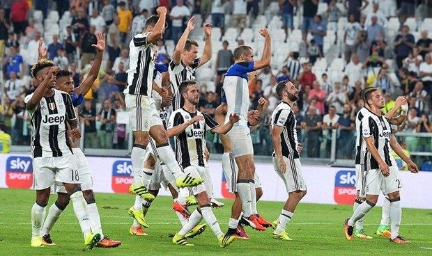 <p>Son dönemde İtalyan futbolunda büyük bir hegemonya kuran Juventus, 618 milyon euroluk harcama ile 8. sırada. </p>