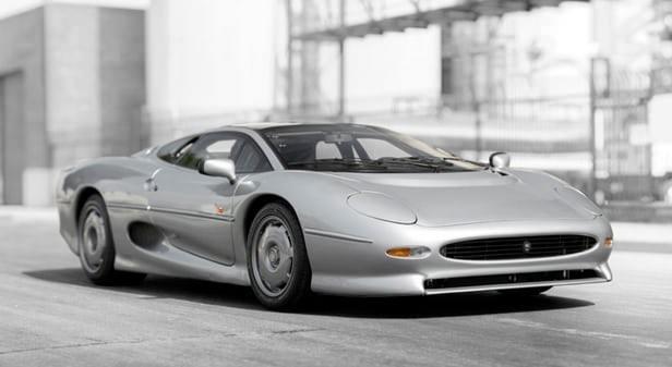 <p>1992 – Jaguar XJ220 Saatte 349 km</p>
