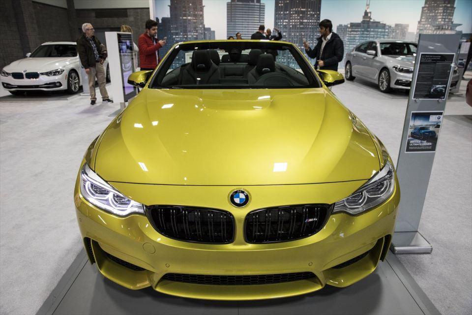 <p>BMW M4 Covertible</p>
