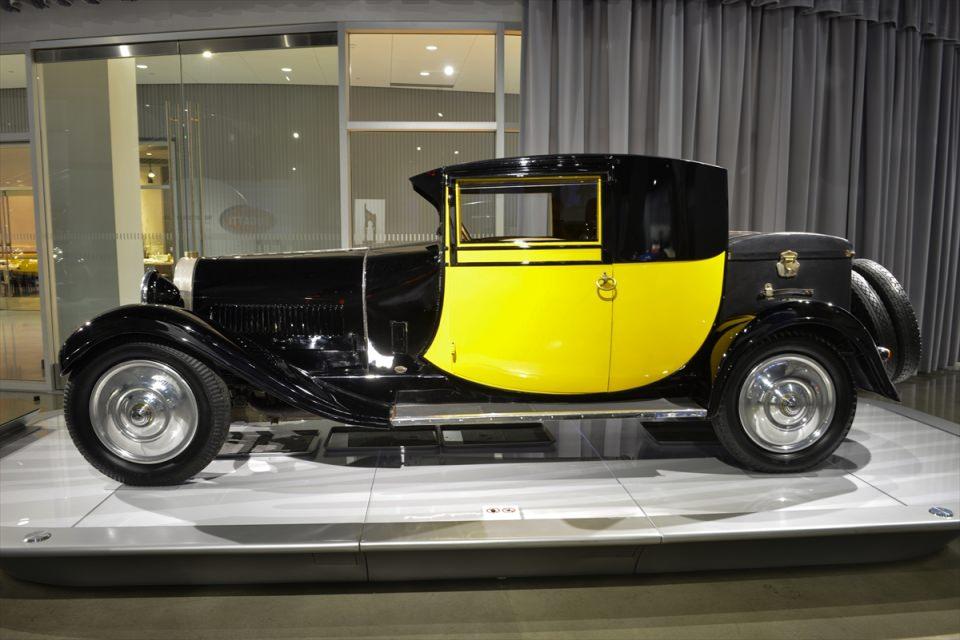 <p>1929 model Bugatti Type 44 Fiacre </p>