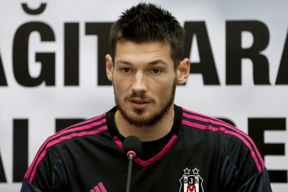 <p>Yeni transfer kaleci Denys Boyko</p>
