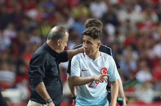 <p>Emre’nin kulübü Nordsjaelland’la önümüzdeki günlerde masaya oturarak anlaşma zemini arayacak olan idarecilerin, Danimarka ekibiyle el sıkışması halinde milli oyuncuya F.Bahçe forması giydirecekleri ifade edildi.</p>
<p> </p>
