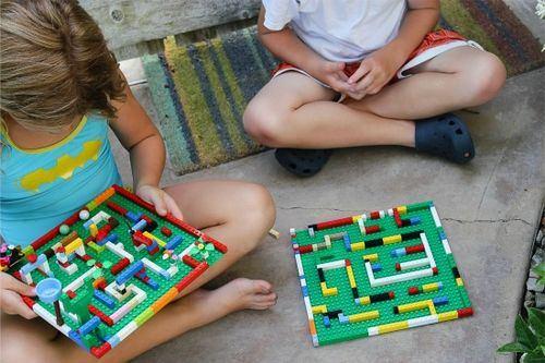 <p><strong>LEGO BİLYE LABİRENTİ</strong><br />
<br />
<br />
<br />
</p>
<p>Kaynak: Hthayat</p>