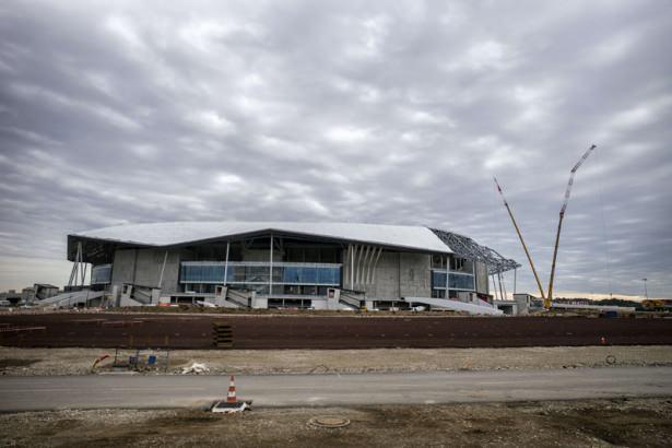 <p>Yeni stadyumun inşaası ile birlikte eski stadyum Stade Gerland'ın bulunduğu arazi satılacak ve Stade des Lumières finansmanında kullanılacaktır.</p>