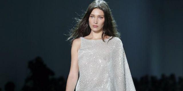<p>Kahveye düşkün olan Hadid, öğleden önce 3 espresso içmiş oluyor.</p>