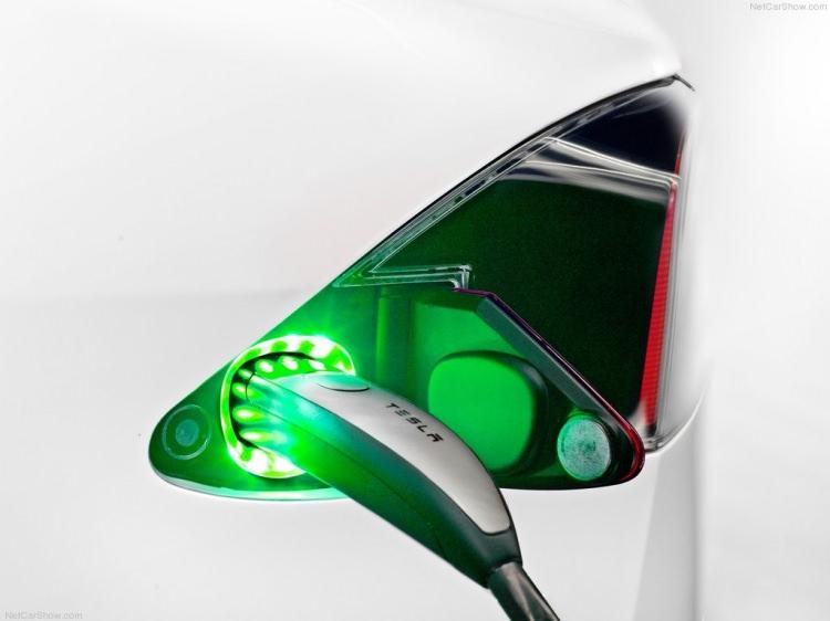 <p><span style="color:#FFA07A"><strong>EN ÇEVRECİ MOTOR</strong></span></p>
