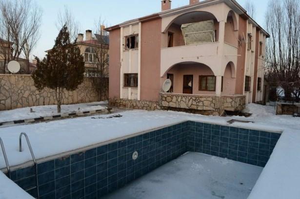 <p>-‘Navdar Masiro’ kod adlı A.Ö., 2014 yılından itibaren kırsal alanda faaliyete katıldı.</p>
<p> </p>