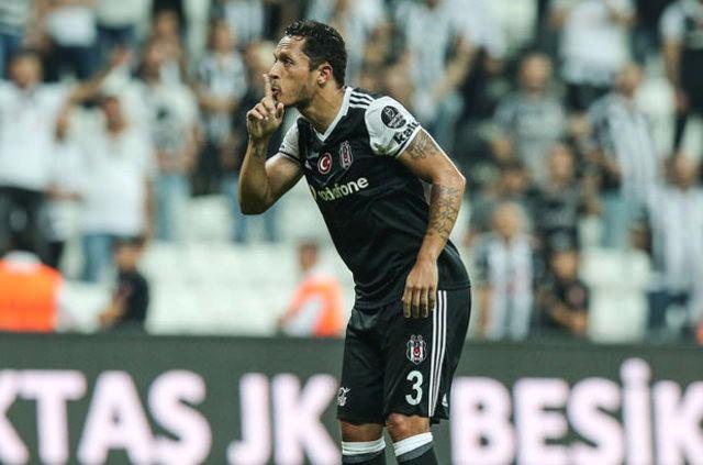 <p>Adriano - 78</p>
