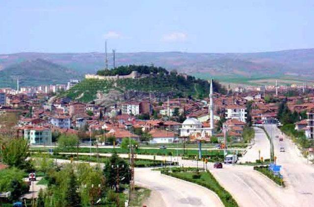 <p><strong>Zile (Tokat)</strong></p>

<p>Nüfusu: 56.185</p>
