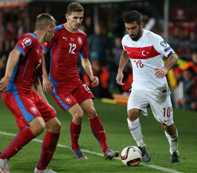 <p>Gelelim son 2 maça... Yani deplasmanda 2-0 kazandığımız Çek Cumhuriyeti ve Konya’da 1-0 kazandığımız İzlanda maçlarının primlerine...</p>
