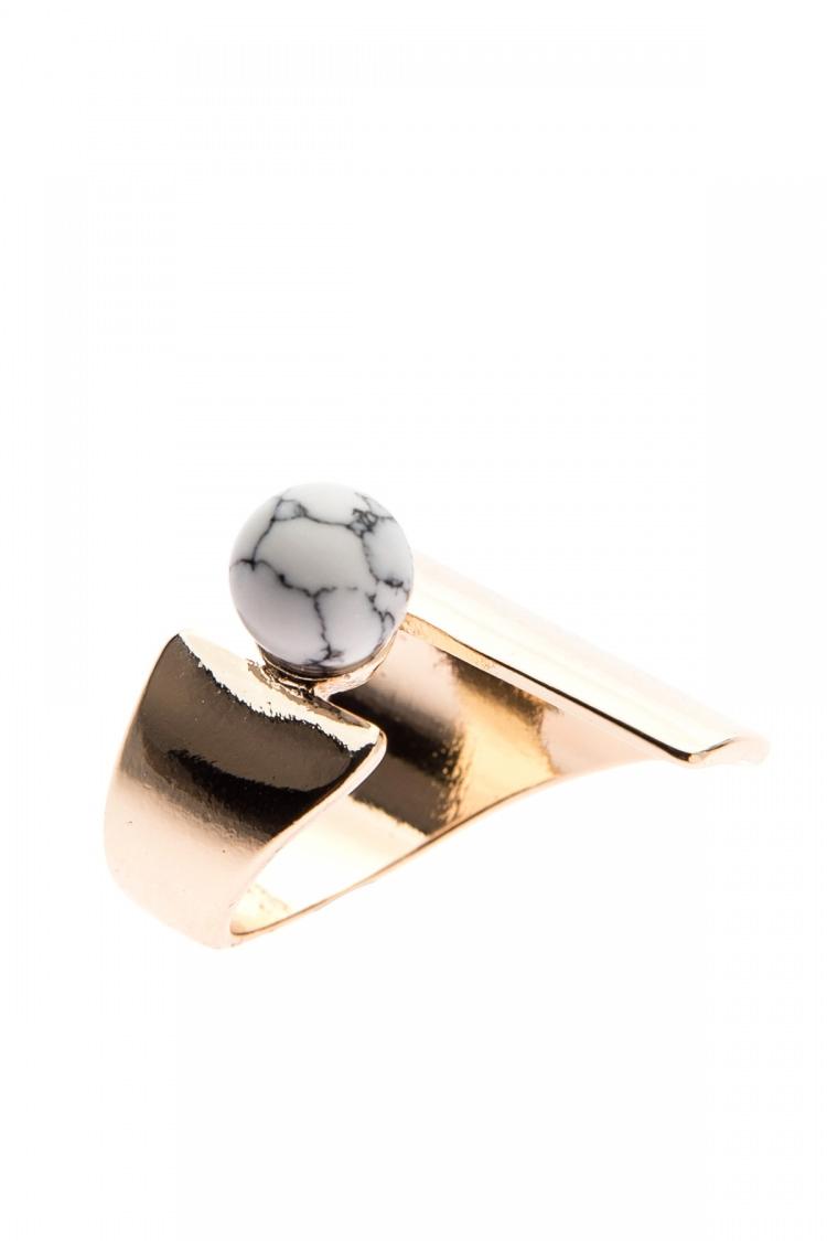 <p>Accessorize</p>

<p>49.99 TL</p>
