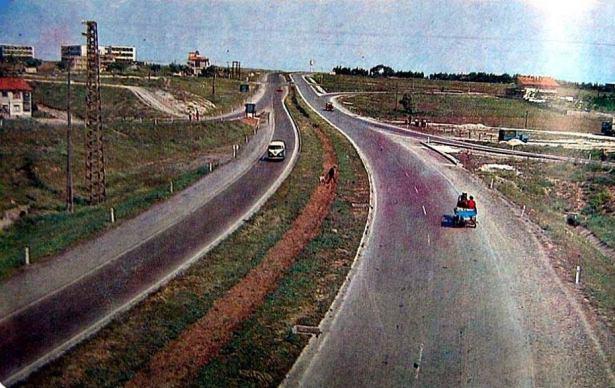 <p>1973.. Sirkeci - Yeşilköy yolu..</p>
<p> </p>